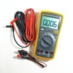 Digital Multimeter Basic for ESP with Temperature CAT III FLUKE 17B+ Digital Multimeter Basic for ESP with Temperature CAT III FLUKE 17B+
