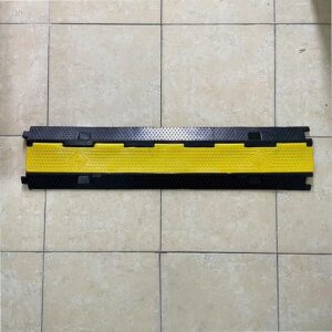 Speedbump Savetex Cable Ramp Protector 1 Line Speedbump Savetex Cable Ramp Protector 1 Line